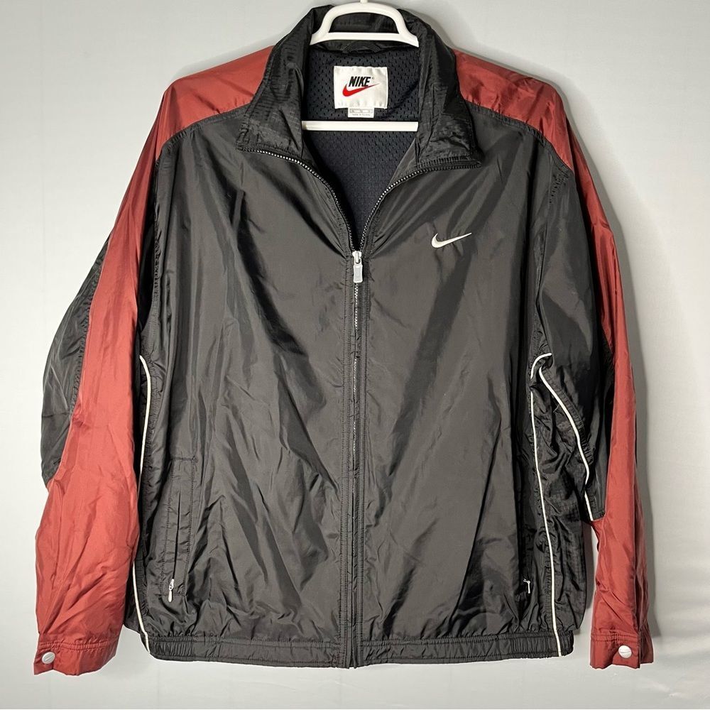 Nike Insulated WindBreaker/RainJacket Size XL